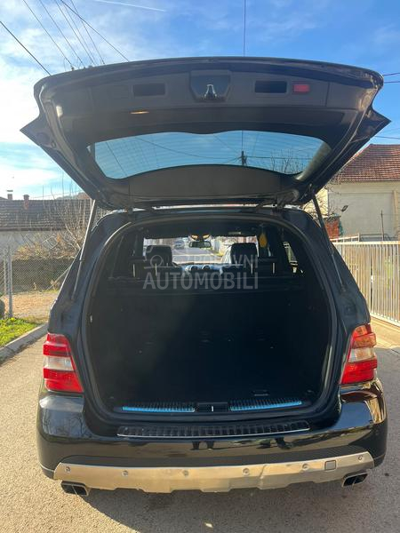 Mercedes Benz ML 320 