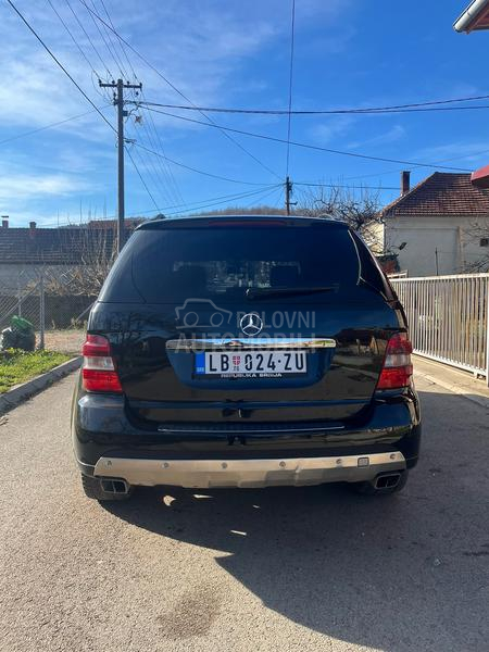 Mercedes Benz ML 320 