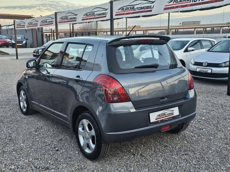 Suzuki Swift 1.3/4x4/CH