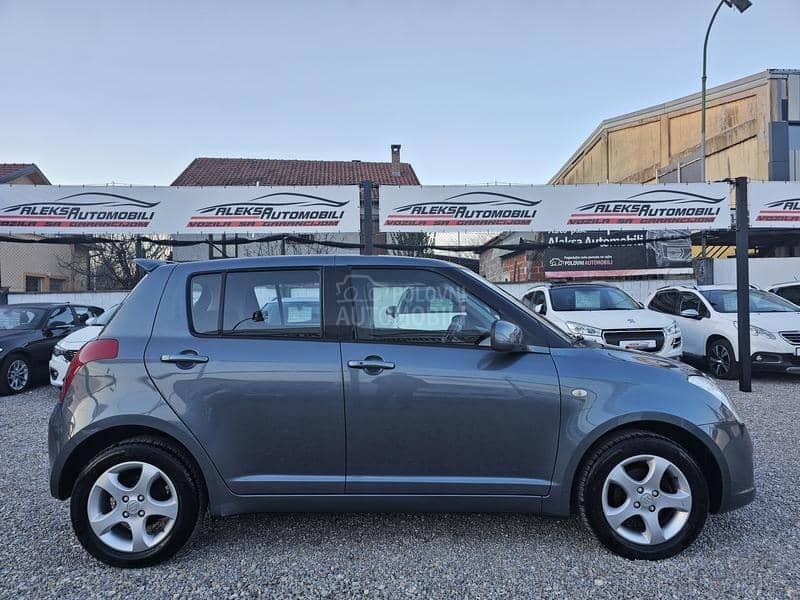 Suzuki Swift 1.3/4x4/CH