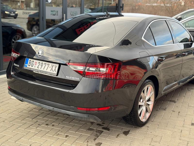 Škoda Superb 2.0TDI/STYLE/DSG