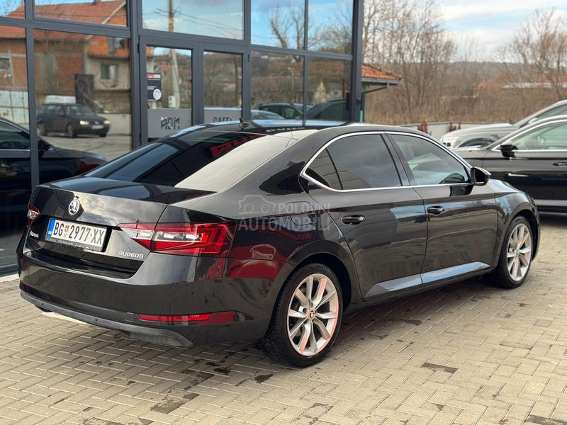 Škoda Superb 2.0TDI/STYLE/DSG