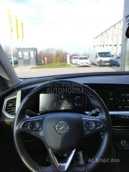 Opel Grandland X 1.2 130 HP MT6