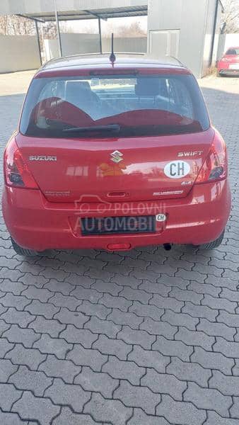 Suzuki Swift 1.3 16v 4x4