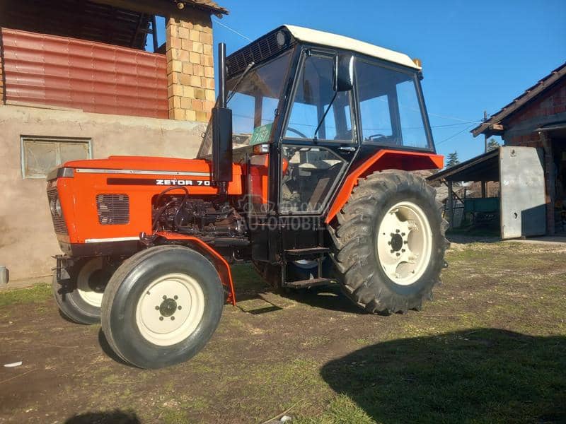 Zetor 7011