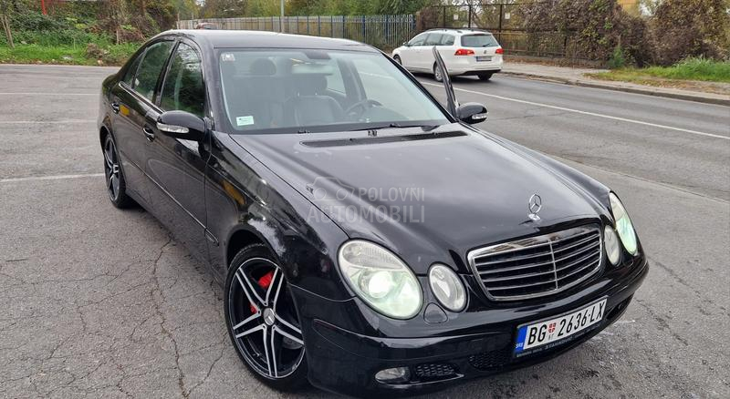 Mercedes Benz E 200 