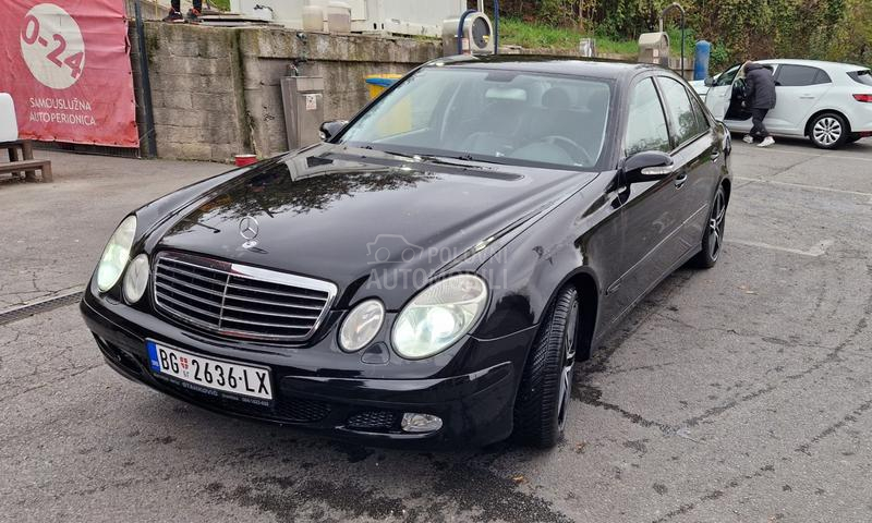 Mercedes Benz E 200 