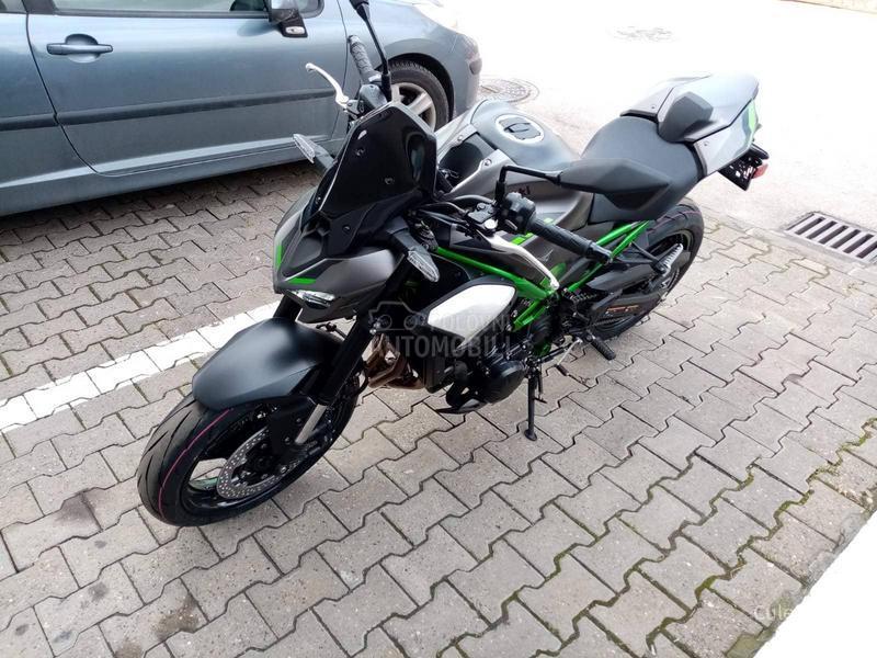 Kawasaki Z900