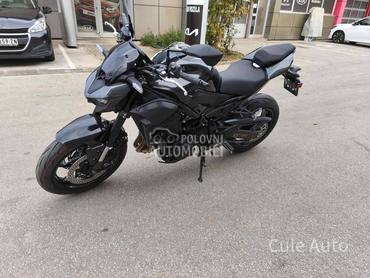 Kawasaki Z900
