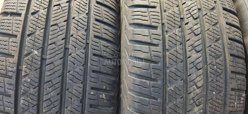Vredestein 215/65 R17 Sve sezone