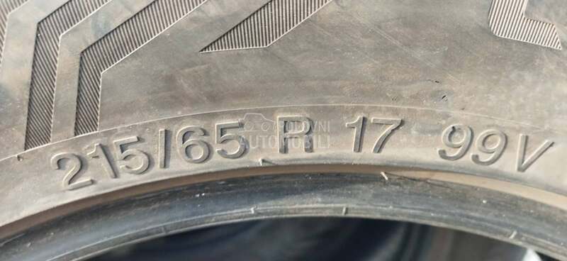 Vredestein 215/65 R17 Sve sezone
