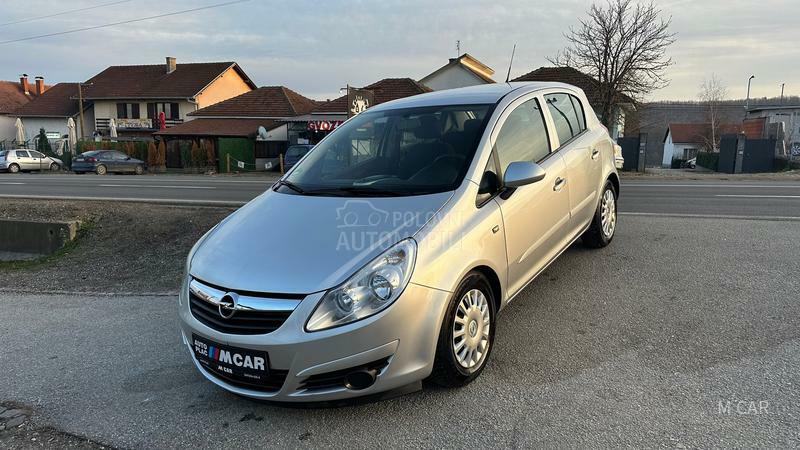 Opel Corsa D O d L I Č n A