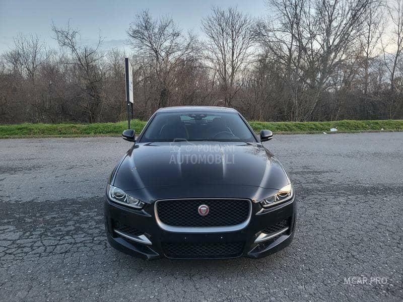 Jaguar XE R-SPORT VIRTUAL