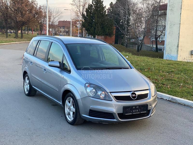 Opel Zafira 7 S E D I S T A