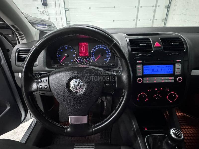 Volkswagen Golf 5 UNITED 4motion