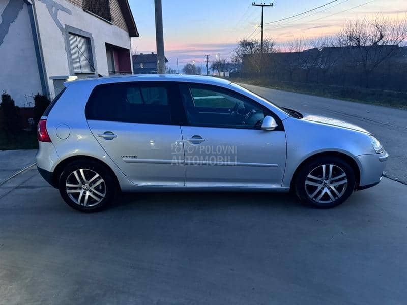 Volkswagen Golf 5 UNITED 4motion