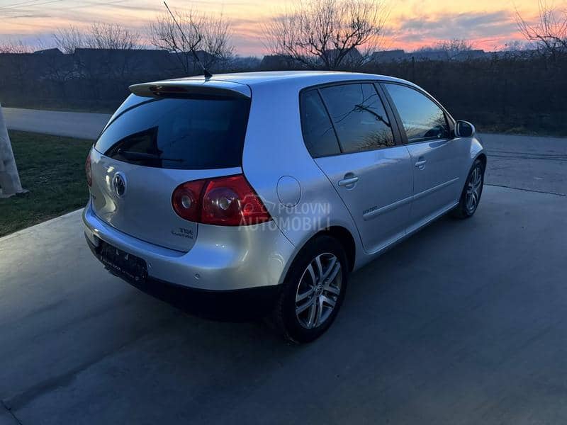 Volkswagen Golf 5 UNITED 4motion