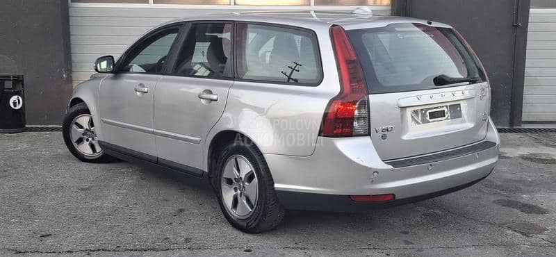 Volvo V50 1.6