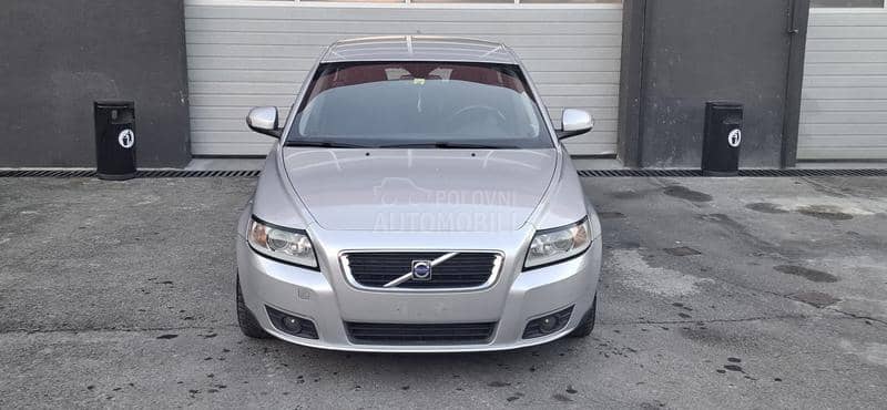 Volvo V50 1.6