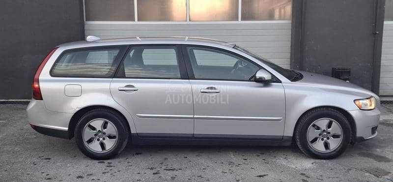 Volvo V50 1.6