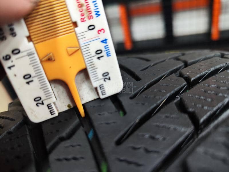 Continental 205/55 R16 Zimska