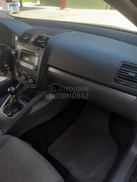 Volkswagen Golf 5 1.9 tdi