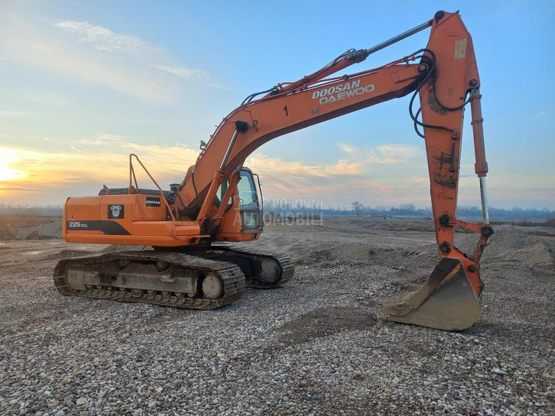 Doosan 225 lc