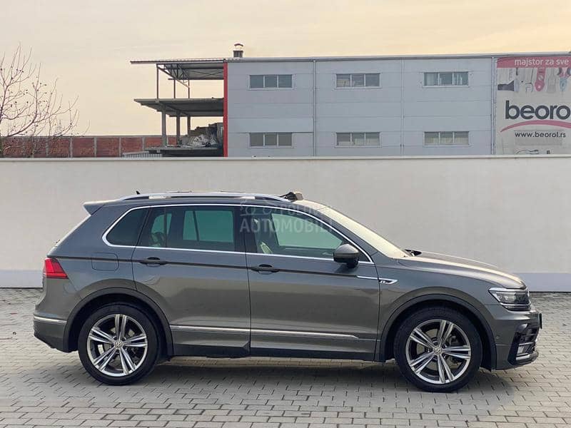 Volkswagen Tiguan R-LINE 4x4 DSG CH