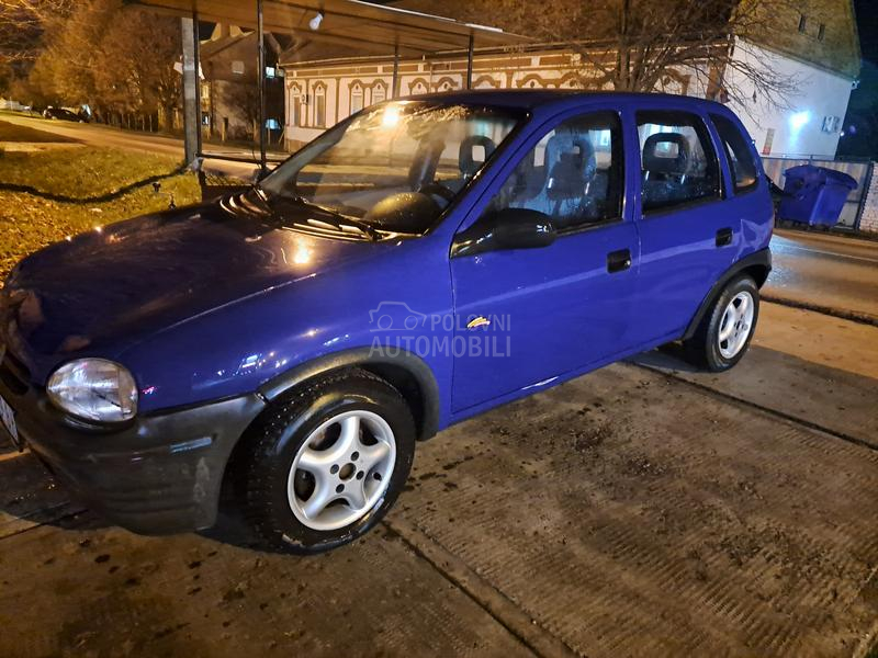 Opel Corsa B 