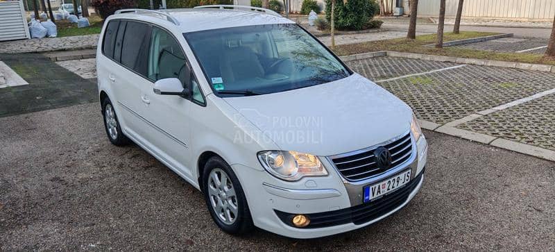 Volkswagen Touran 2.0 TDI  D.S.G.