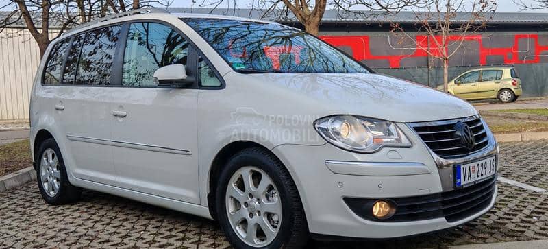 Volkswagen Touran 2.0 TDI  D.S.G.