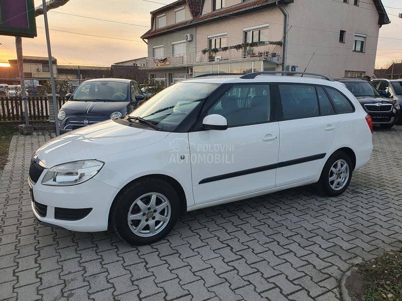 Škoda Fabia 1.2tsi V SERVlS/N0VA