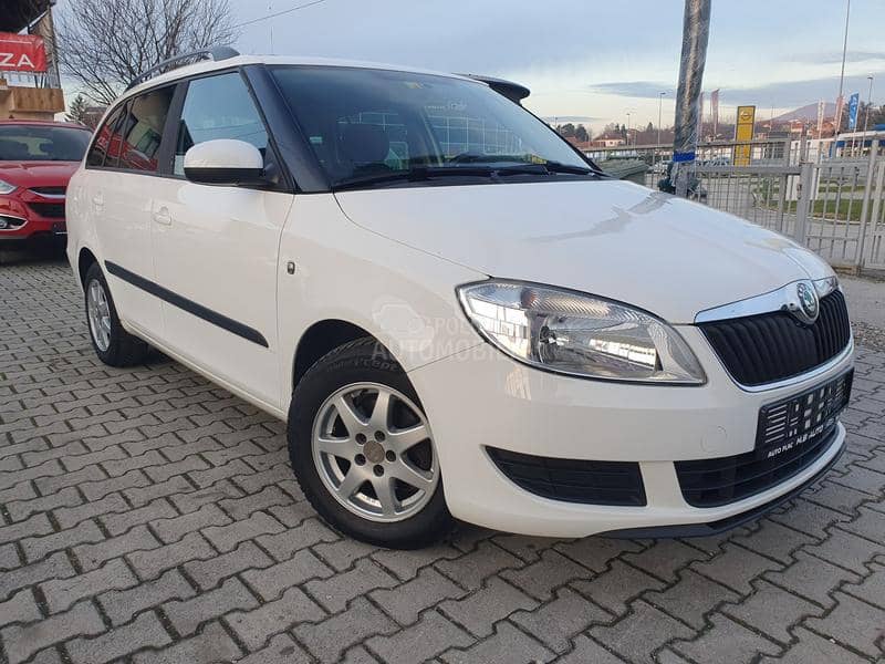 Škoda Fabia 1.2tsi V SERVlS/N0VA