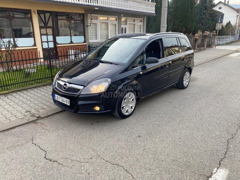 Opel Zafira B    1.9 Cdti