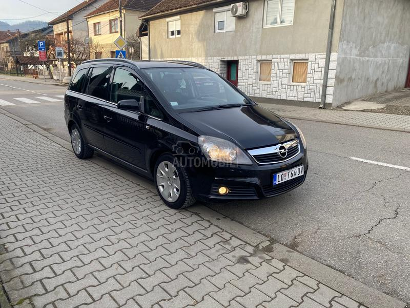 Opel Zafira B    1.9 Cdti