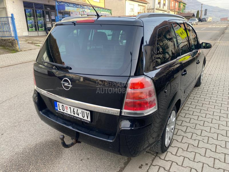 Opel Zafira B    1.9 Cdti