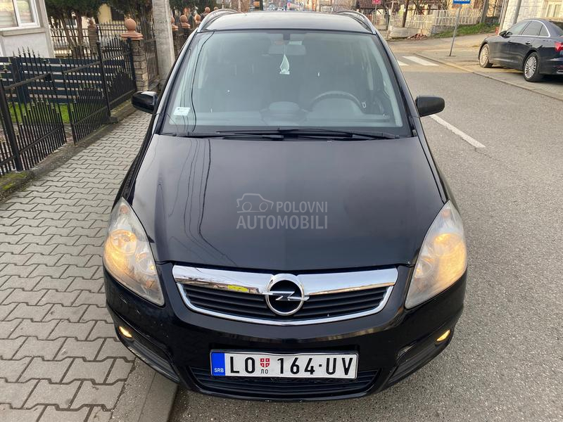 Opel Zafira B    1.9 Cdti