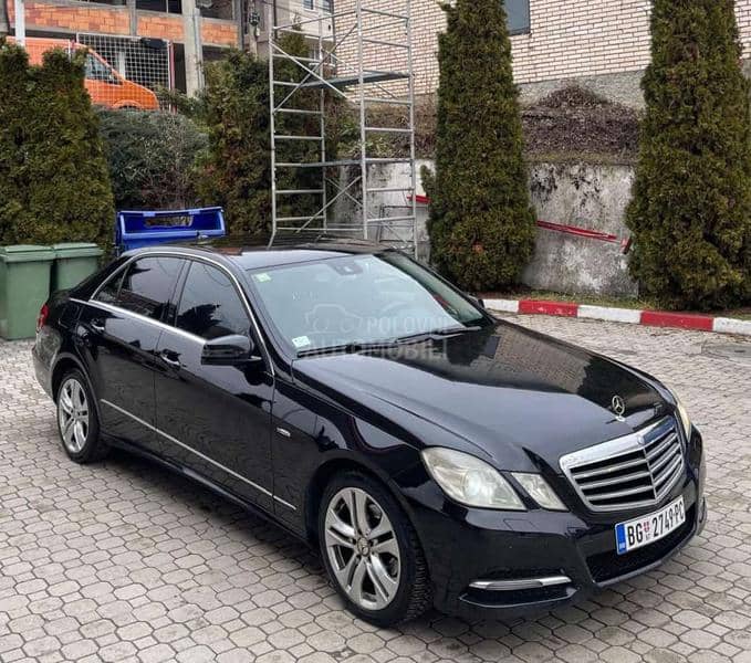 Mercedes Benz E 220 