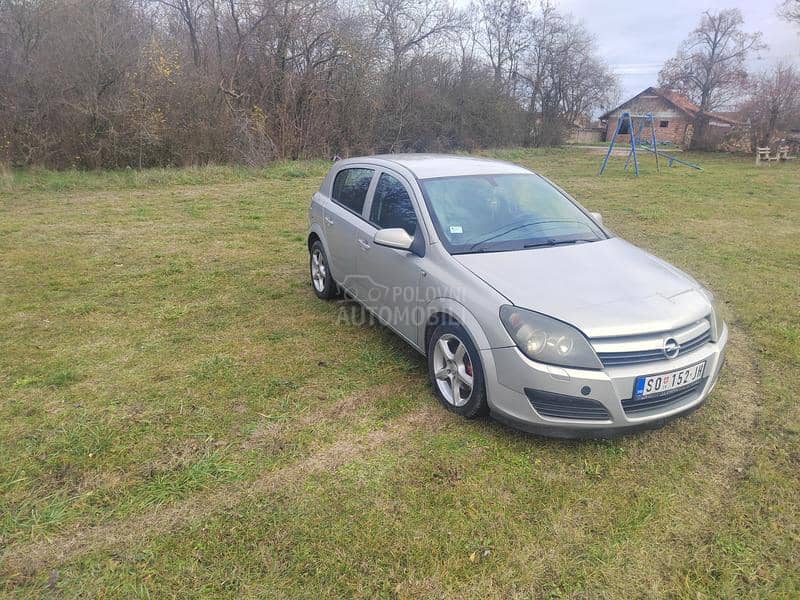 Opel Astra H 