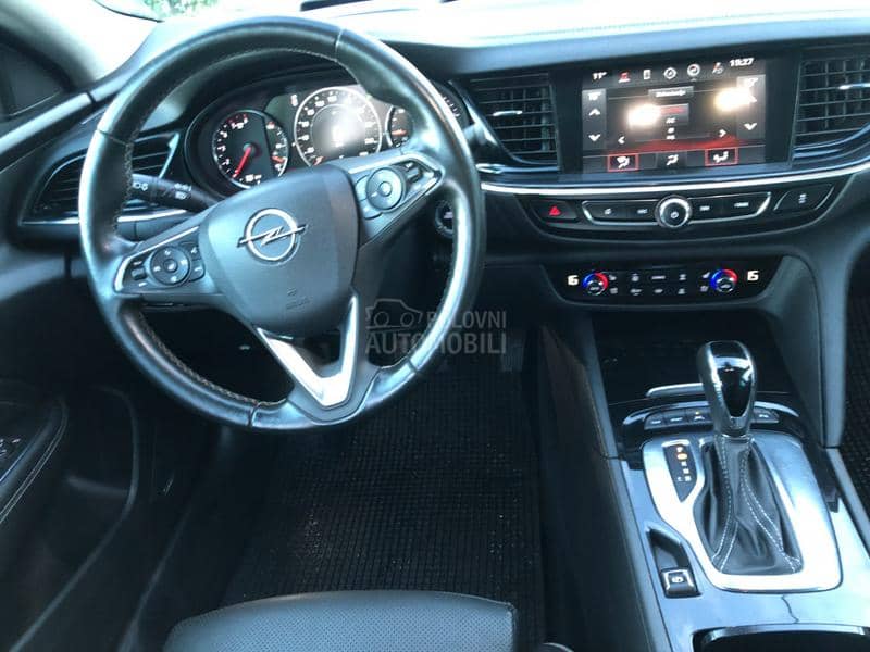 Opel Insignia 2,0CDT4X4 GRANDSPORT