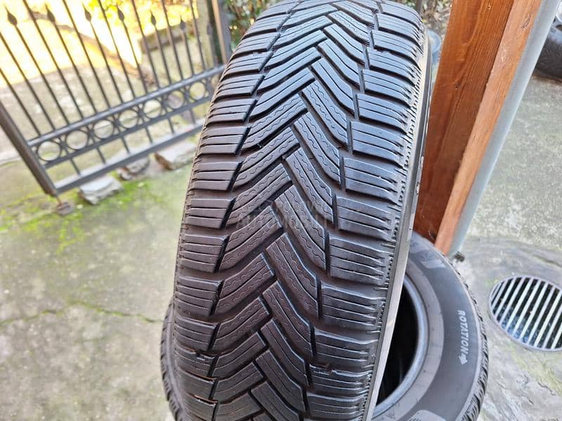 Michelin 205/60 R15 Zimska