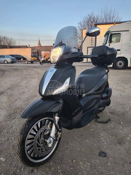 Piaggio Bervely