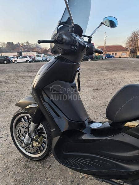 Piaggio Bervely