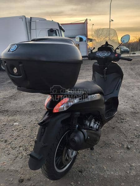 Piaggio Bervely