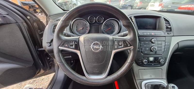 Opel Insignia 1.6 BENC ATMOSVERAC