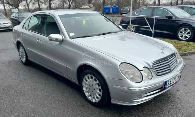 Mercedes Benz E 220 