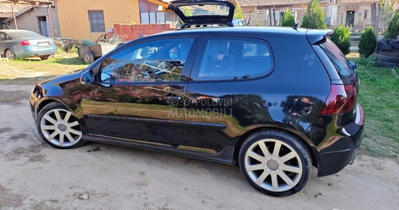 Volkswagen Golf 5 GTI