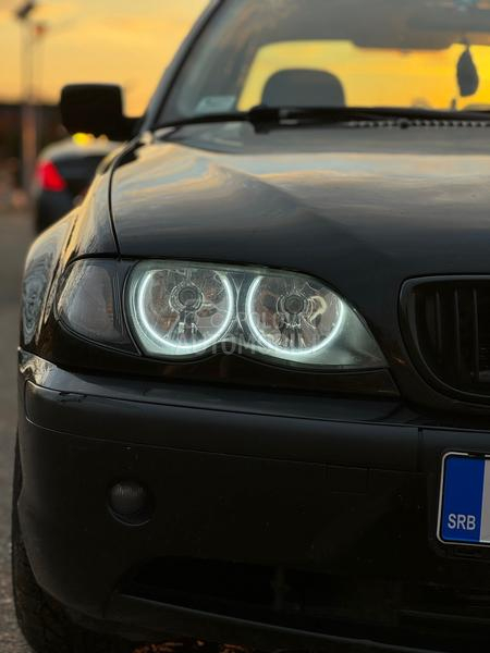 BMW 318 