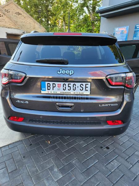 Jeep Compass 