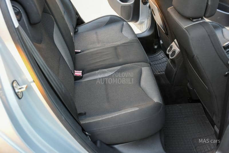 Peugeot 308 1.6 HDI PREMIUM